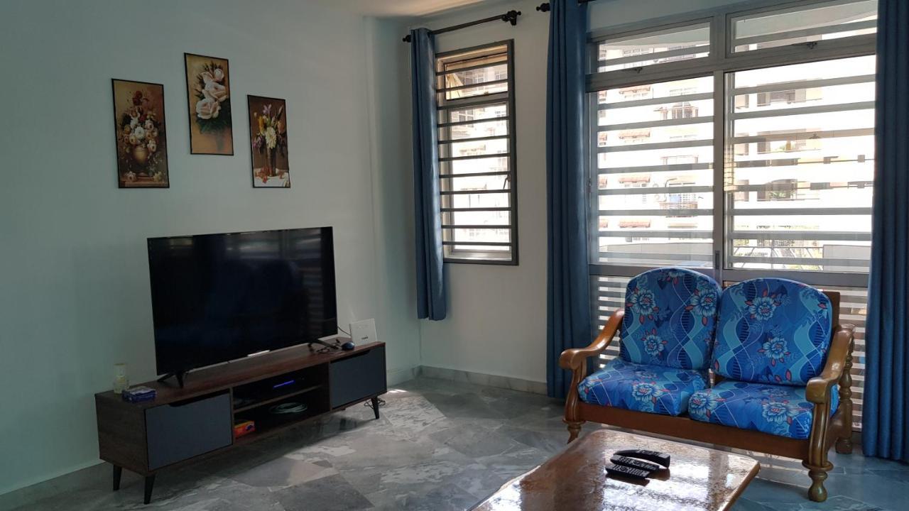 Pd Batu 9 Cocobay Apartment With Family Kampong Tanah Merah  Exterior photo